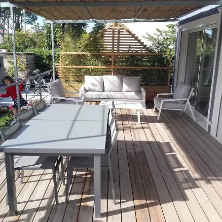 Au Domaine De Lea Appartement *